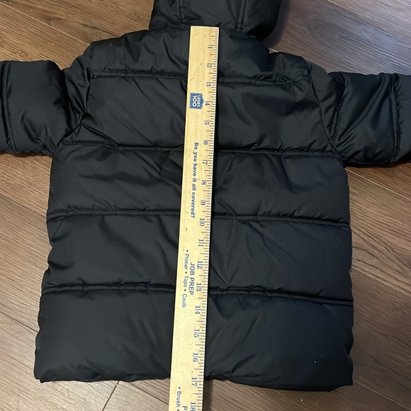 iXtreme 4T Hooded Mixed Quilt puffer
Fully Polar fleece lined Measurements in ad - Picture 16 of 17